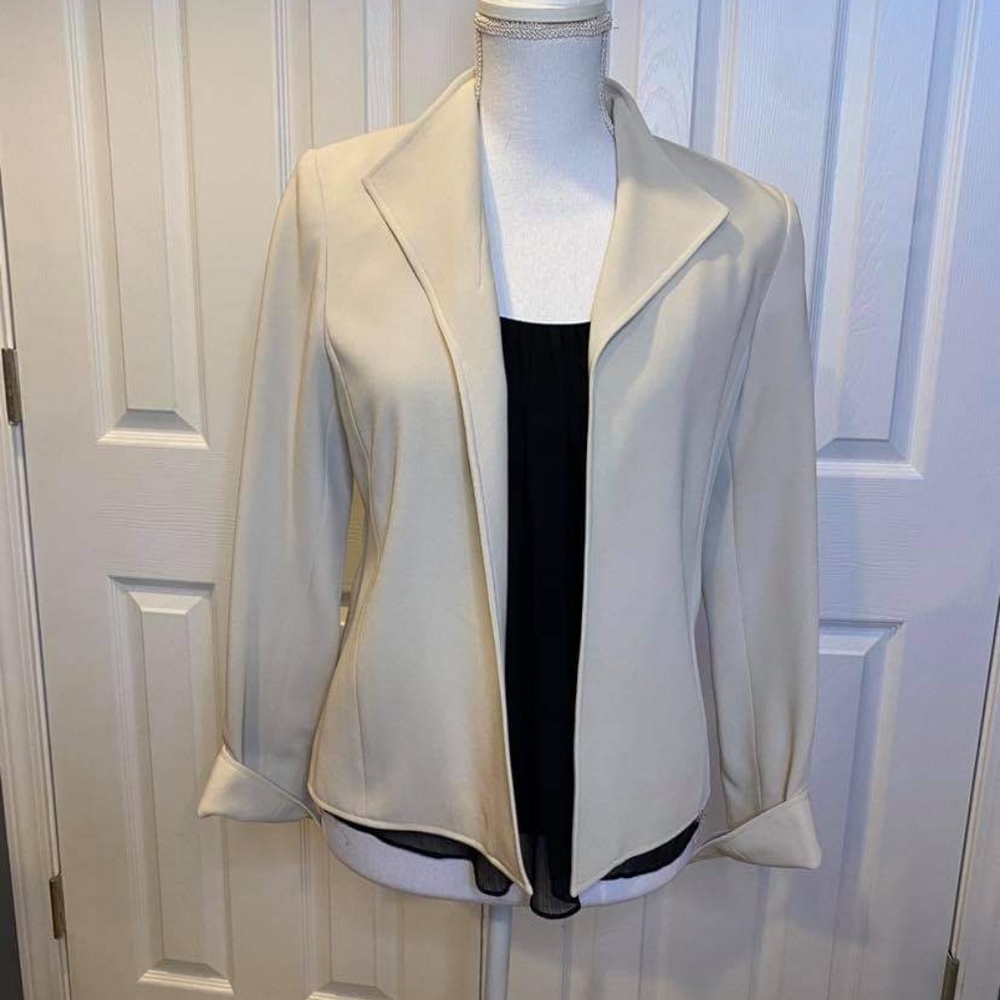 NWT Gorgeous Louben Champagne Open Front Blazer